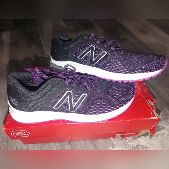 Womens new balance fresh foam Arishi V2 - Picture 3 of 4